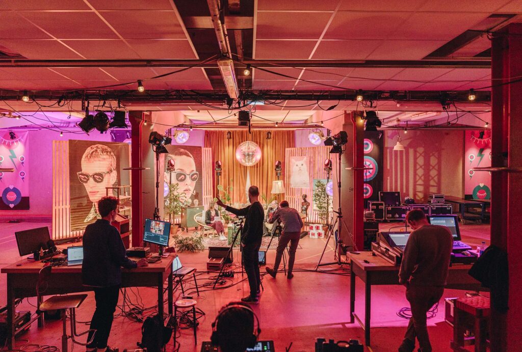 locatie Radio Macaroni live programma's